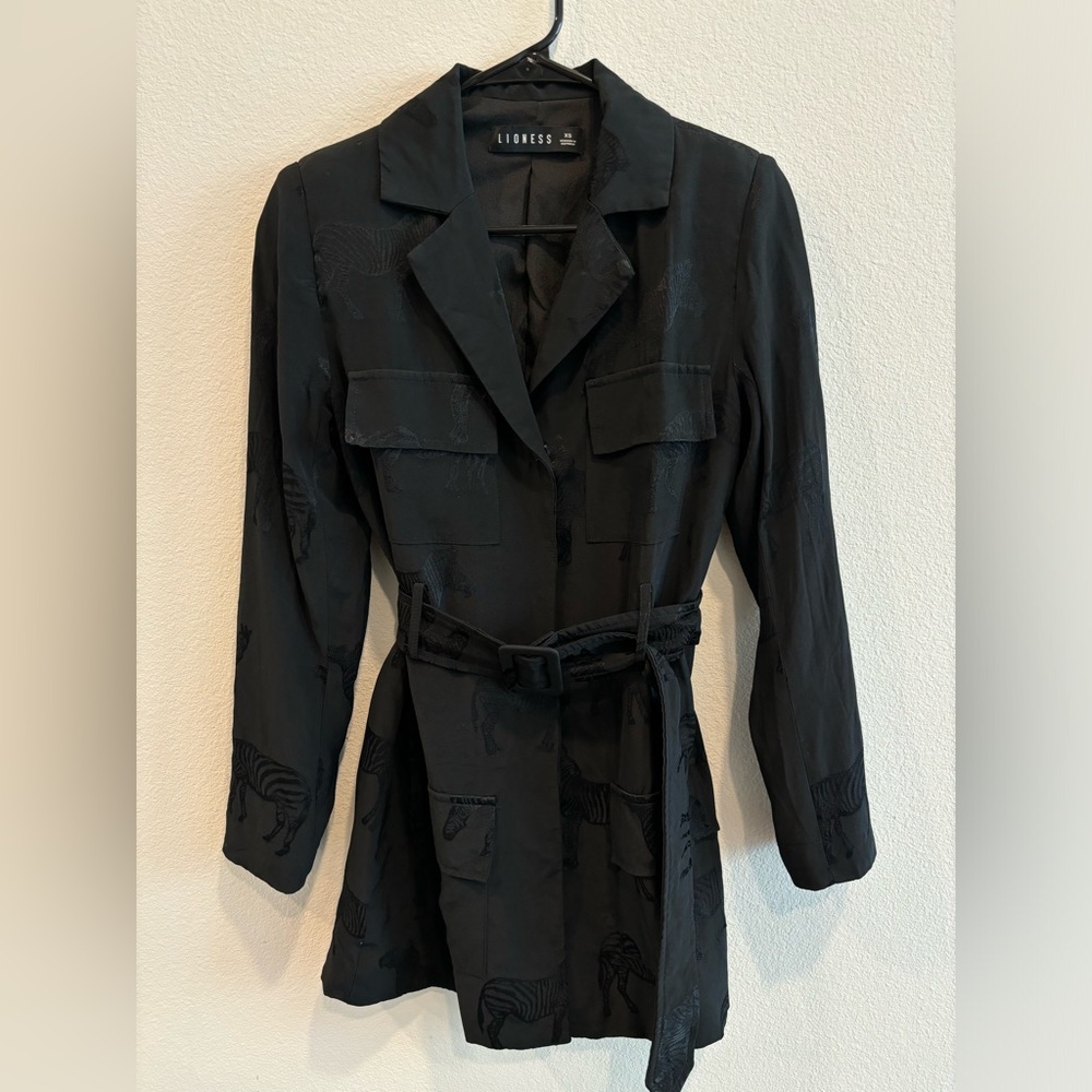 Lioness suit dress